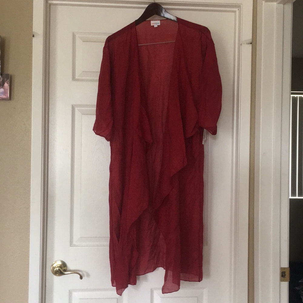 LULAROE M RED SHIRLEY